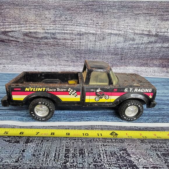 Vintage Nylint Pressed Steel GT racing pickup truck parts/repair black/yellow - Picture 1 of 10